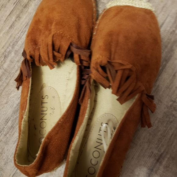 🍍🥥 CUTE Coconuts 😁 - Picture 2 of 8